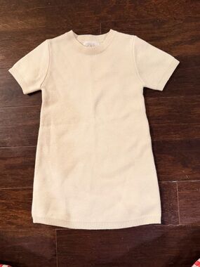 Zara Cream Knit sweater Short-Sleeve Dress Top